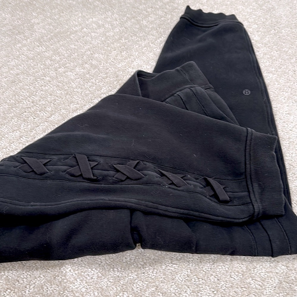 Lululemon Jogger Sweatpants - Picture 9 of 16